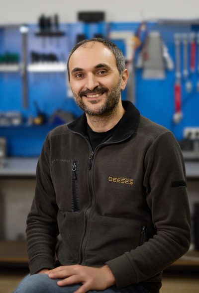 BEESES_110425_036 BEESES_110425_036